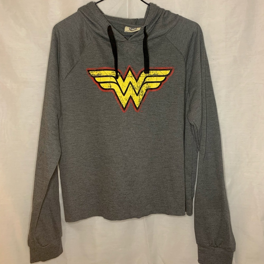 Wonder Women Grey Cropped Hoodie in Small